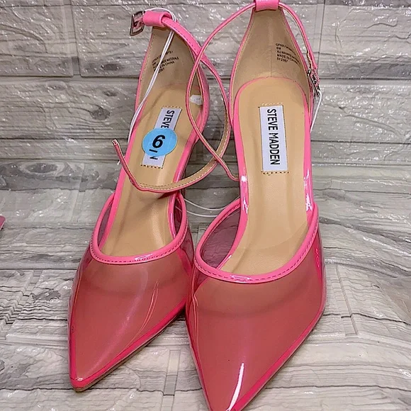 Steve Madden Barbie 💋Pink Pumps - Picture 3 of 4